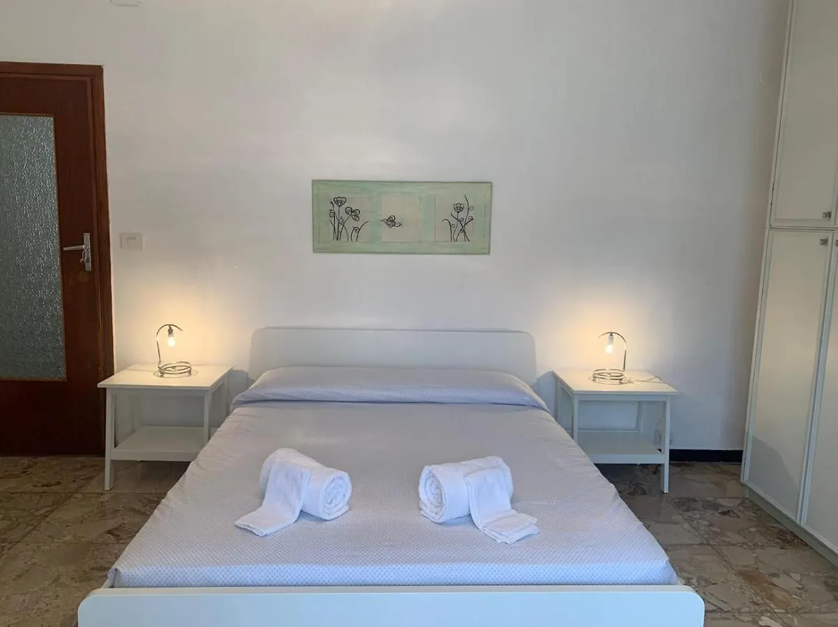 Casa Vacanza! A 50M Dal Mare! Bordighera