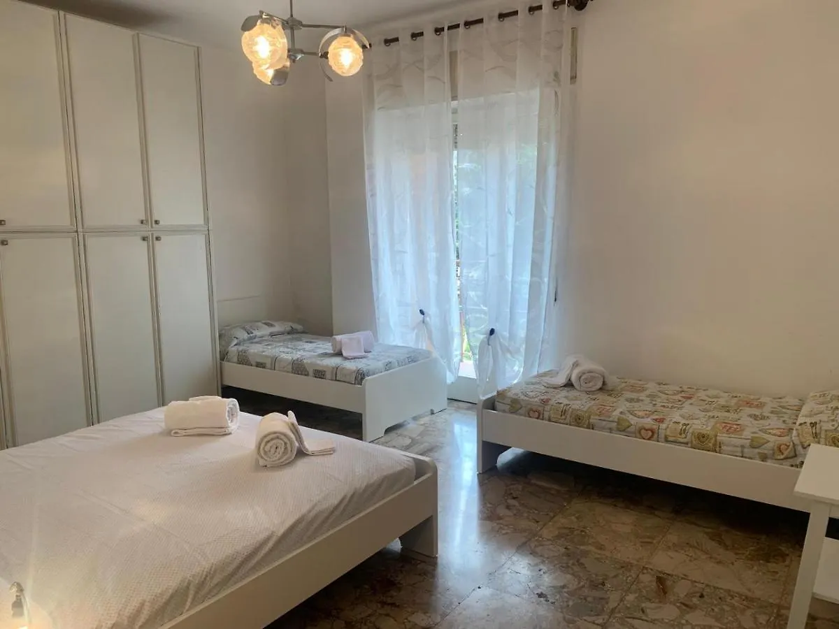 Casa Vacanza! A 50M Dal Mare! Bordighera Italy