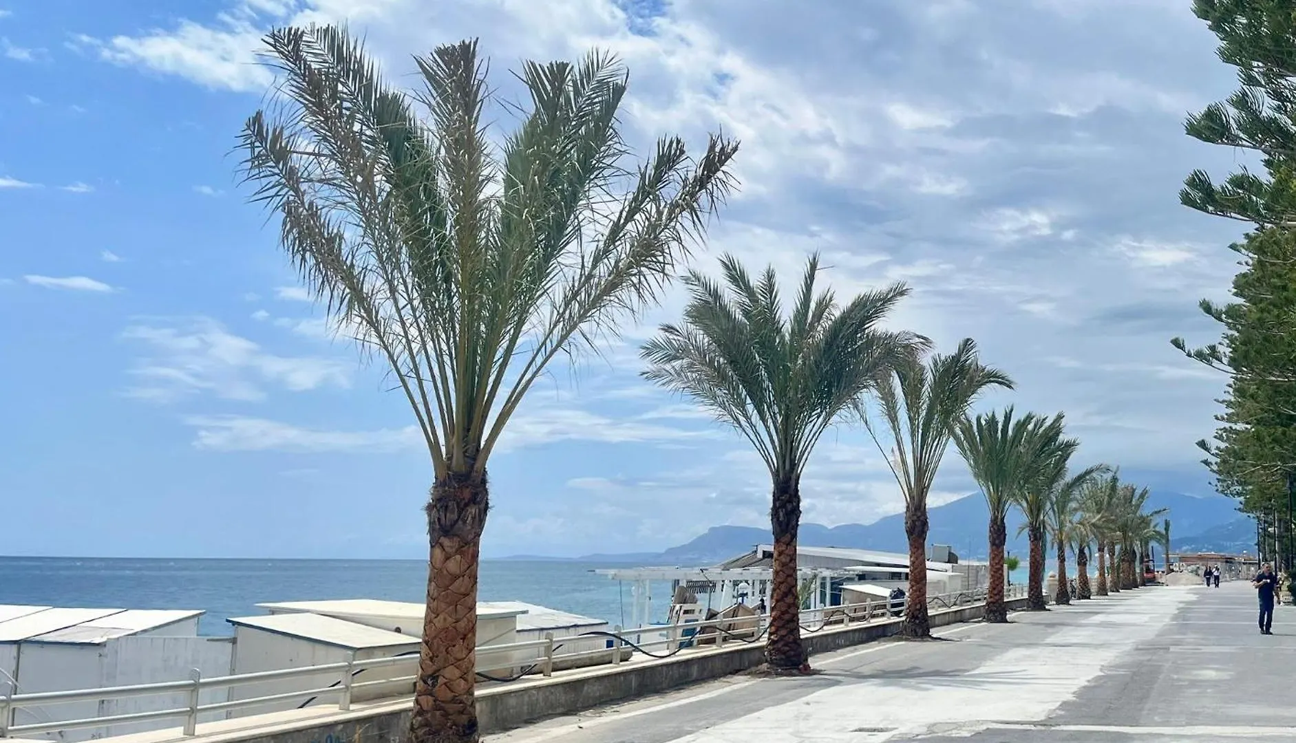 Casa Vacanza! A 50M Dal Mare! Bordighera Italy