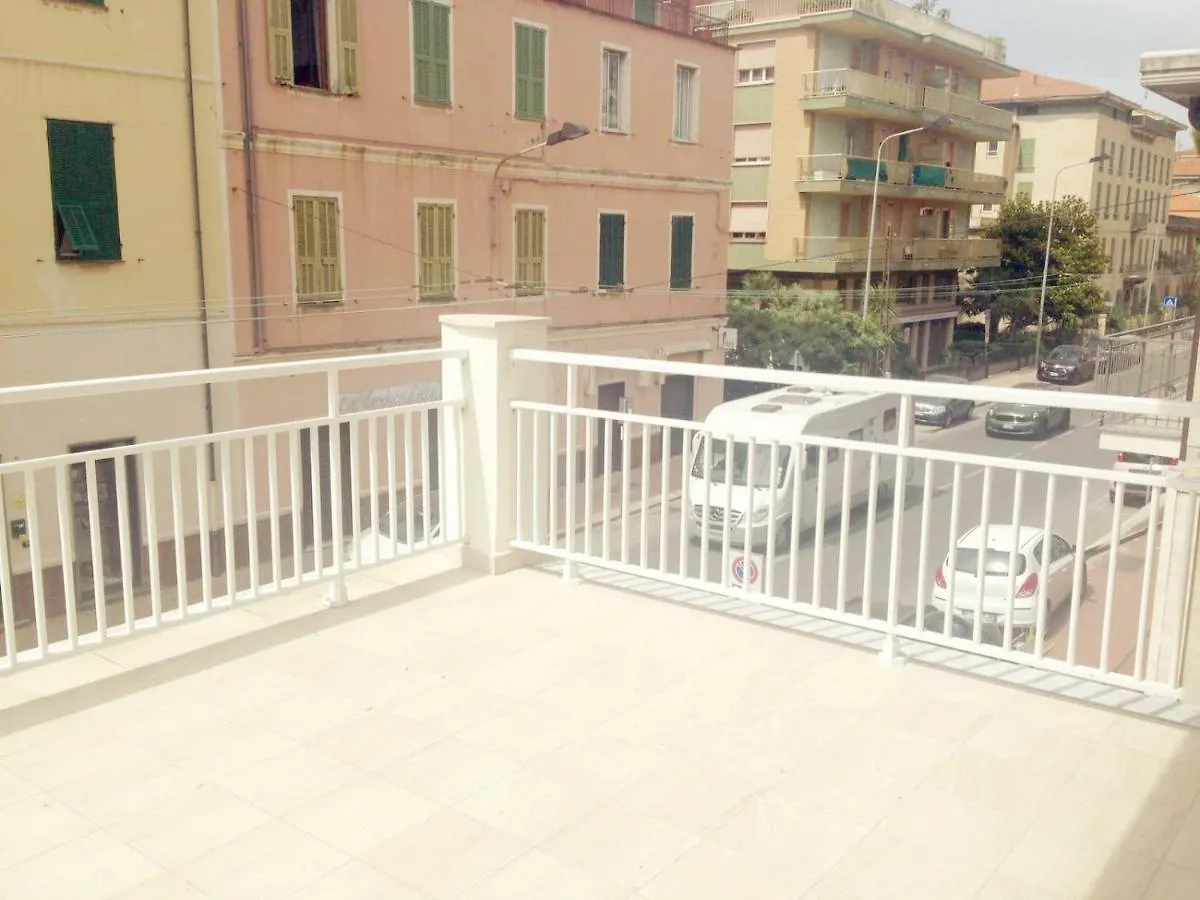 Holiday home Casa Vacanza! A 50M Dal Mare! Bordighera